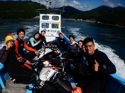越前,壁石浜,学校下,PADI,初心者ダイバー,ダイバー,ダイビング,熱海,沈船,レック,ドルフィンスイム,沖縄,格安ツアー,一人,国内,伊豆,セブ,宮古島,方座浦,ギャチ,久米島,記念ダイブ,二木島,NEWウエットスーツ,ウエットスーツ,